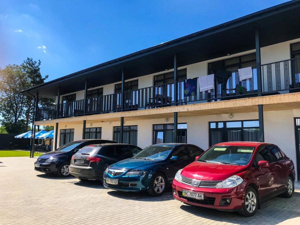 Hotel Sezon à Svityaz' Extérieur photo
